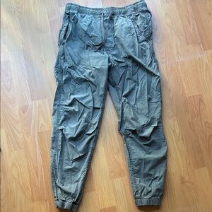 American Eagle Outfitters Men's Cargo Pants in Gray